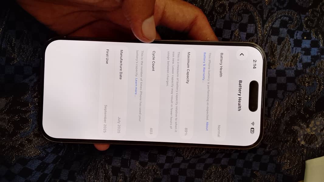 Apple iPhone 16 Pro 3