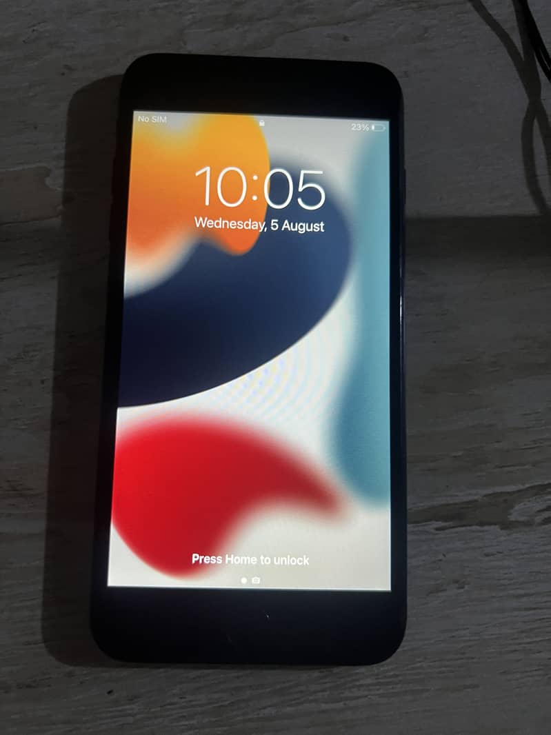 Apple iPhone 7 Plus 1