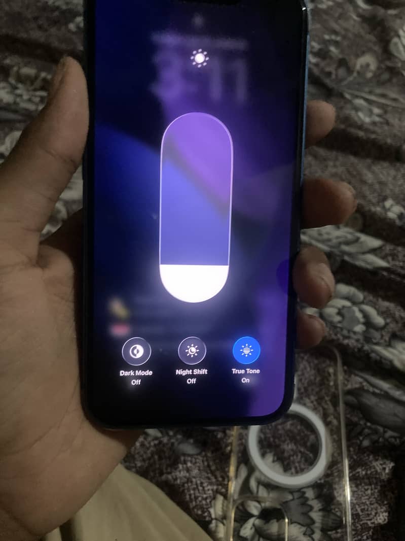 Apple iPhone 13 1