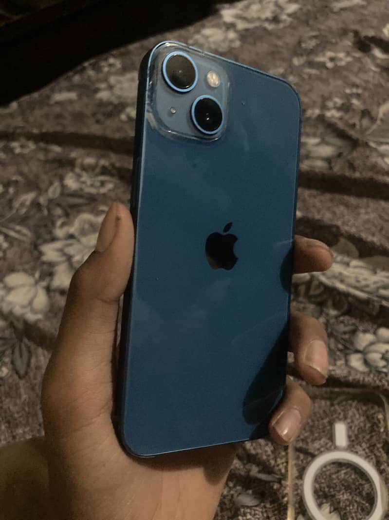 Apple iPhone 13 3