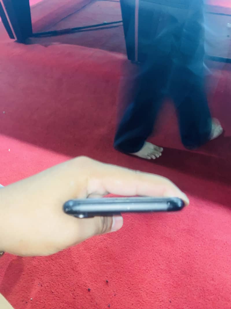 Apple iPhone XR 3