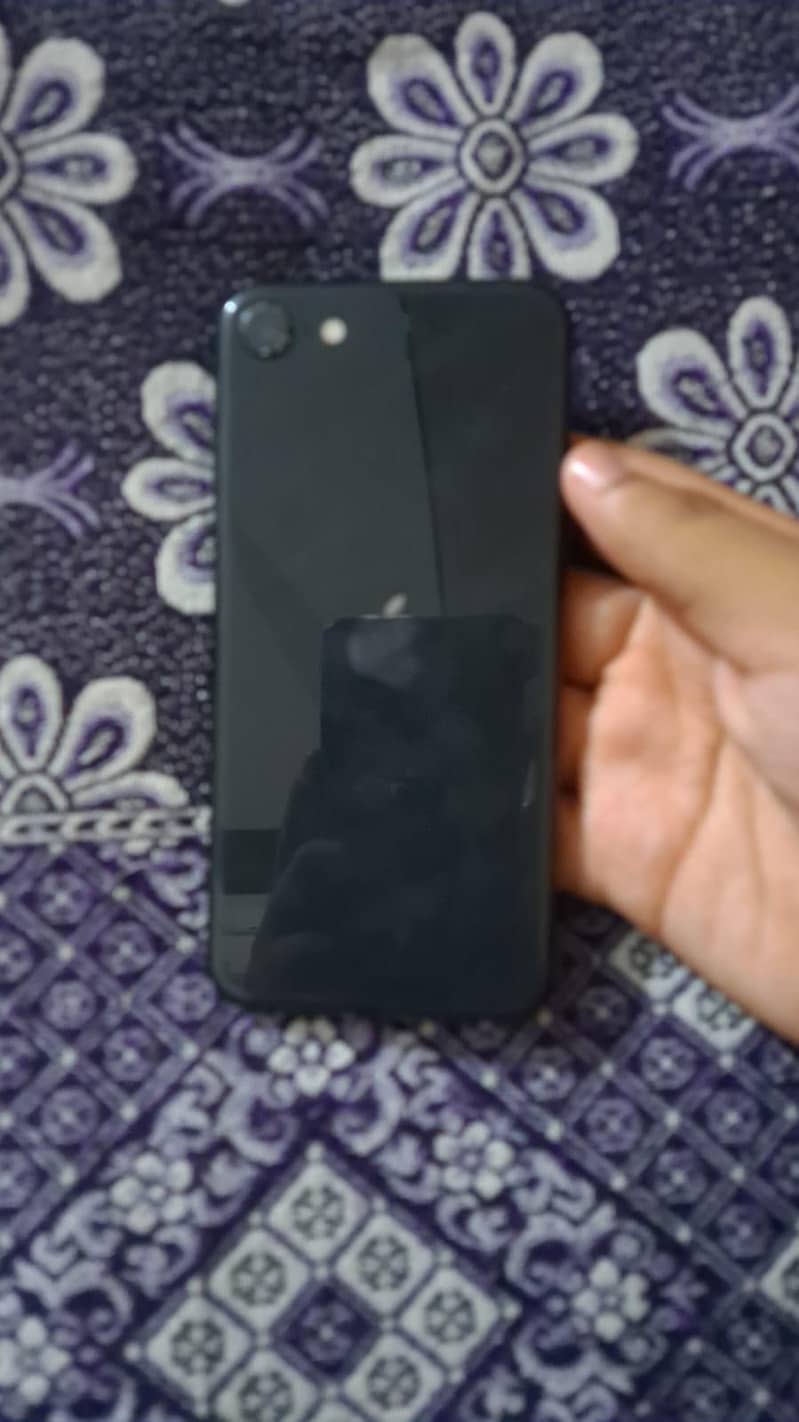 Apple iPhone SE 4