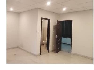 Area 350 Square Feet Brand New Corporation Office Available For Rent In Main Boulevard Road Gulberg 3 Lahore