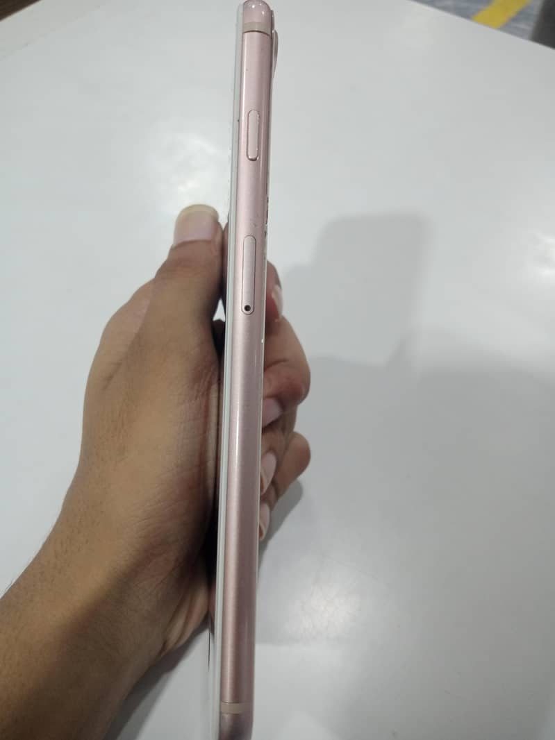 Apple iPhone 8 Plus 2