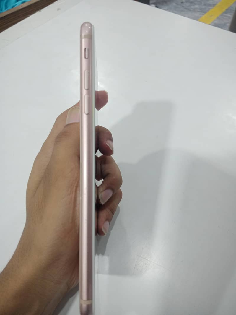 Apple iPhone 8 Plus 5