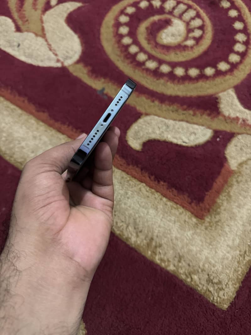 Apple iPhone 12 Pro Max 5