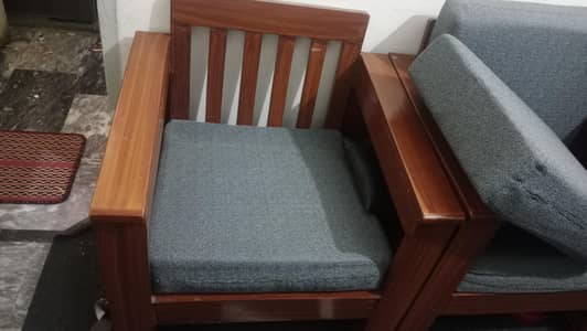 urgent sell sofa set