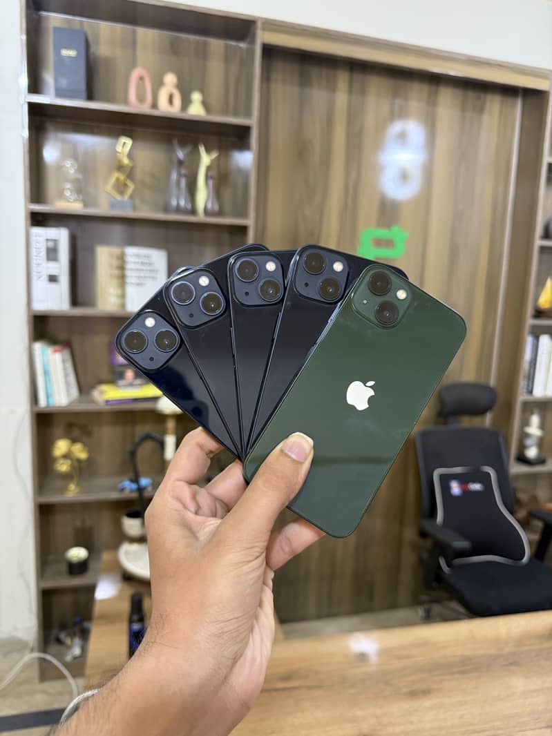 Apple iPhone 13 3