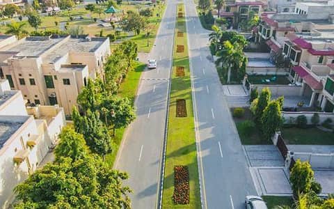 5 Marla Plot For Sale On 60 Ft Road
