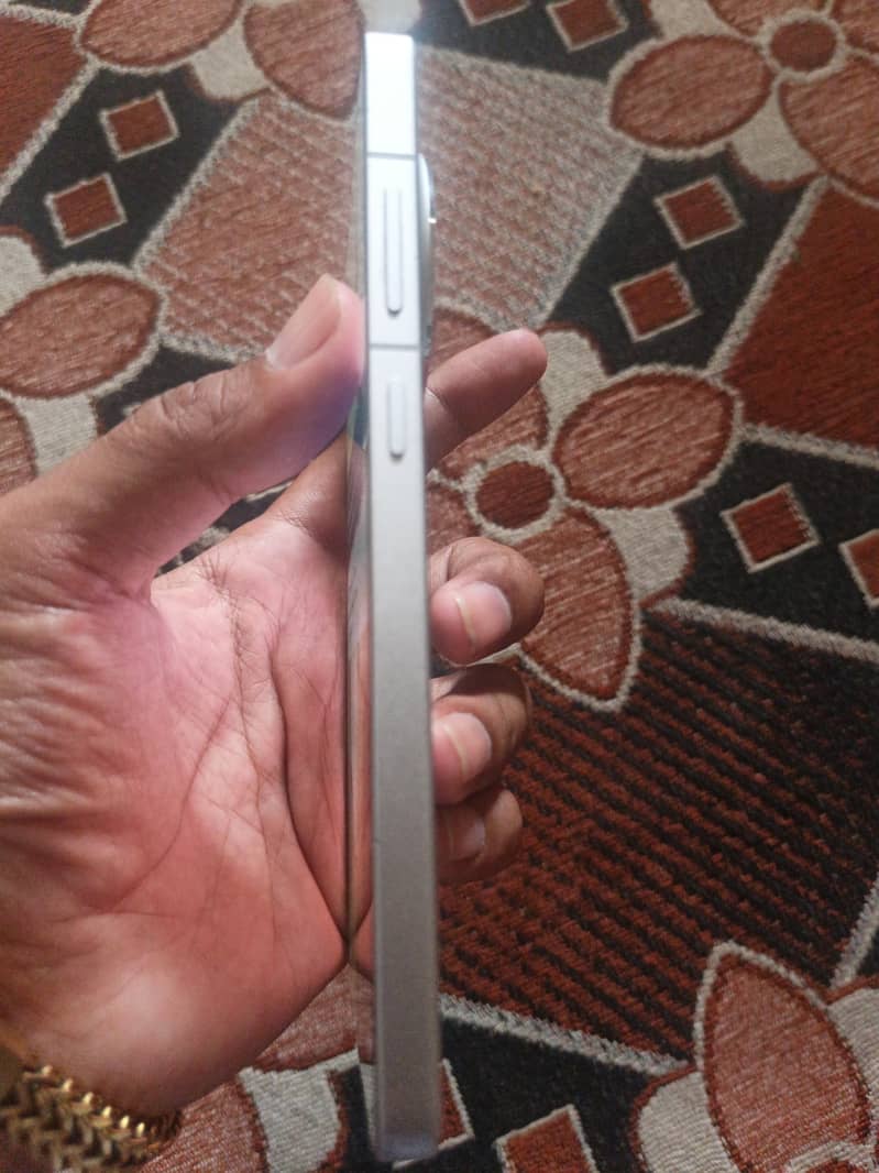 One Plus 13R 1