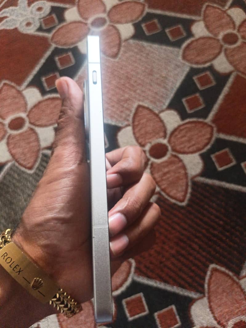 One Plus 13R 3