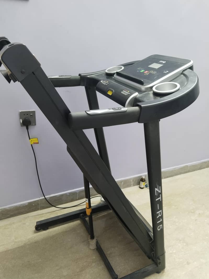 Used Treadmill 0