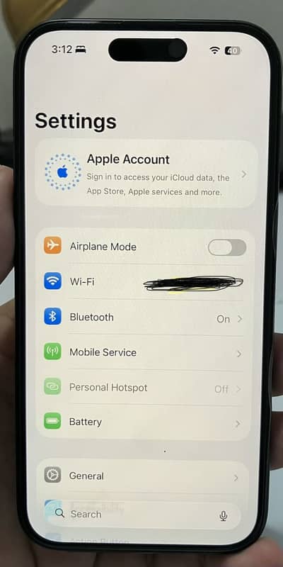 Apple iPhone 16