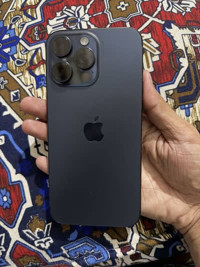 Apple iPhone 15 Pro Max with box