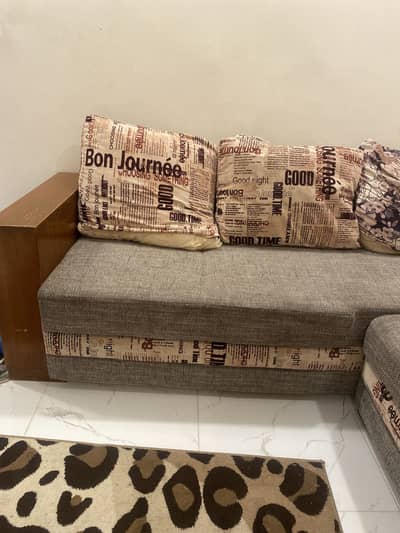 L shaped 6 seater sofa