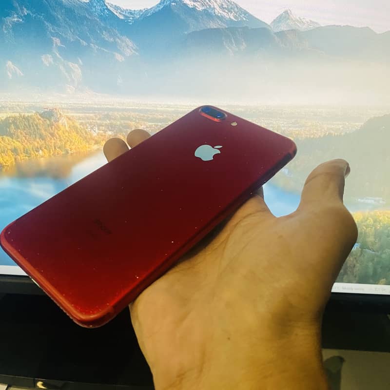 Apple iPhone 7 Plus 6