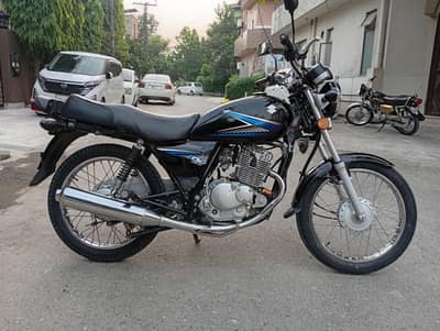 Suzuki GS 150
