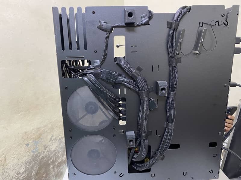 AMD Thread Ripper 2990Wx better than 14900k or AMD Ryzen 9 9950X 32C 9