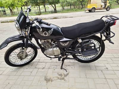 Suzuki Gs 150