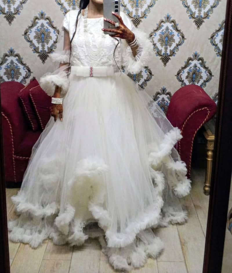 white maxi 1