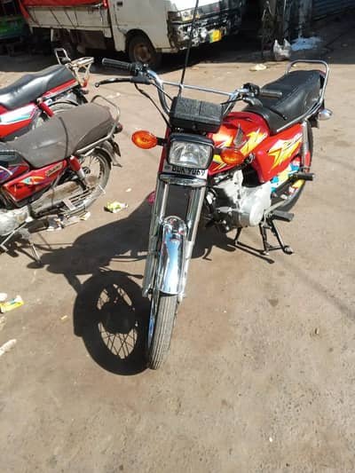 Honda 125 10/10 condition