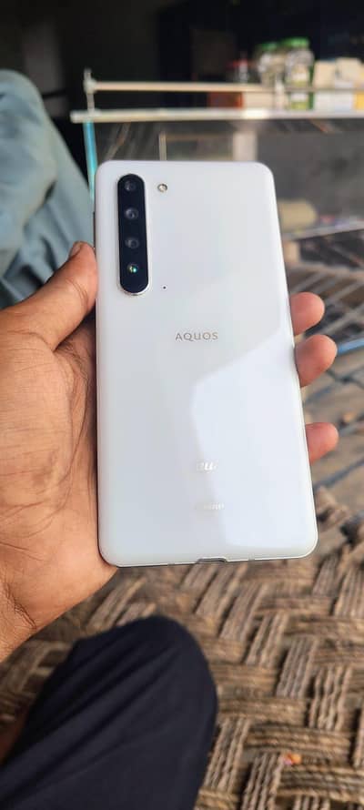 Aqua R5G