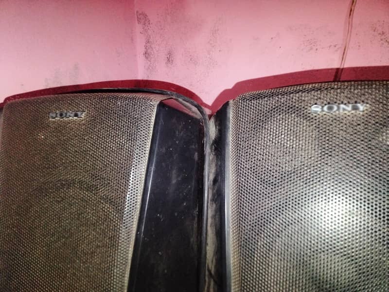 Sony speaker 1