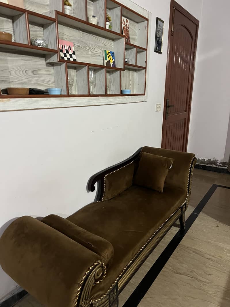 Sofa set with saty 0