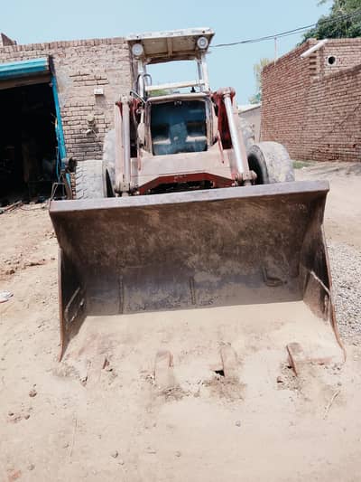 Loader Tractor