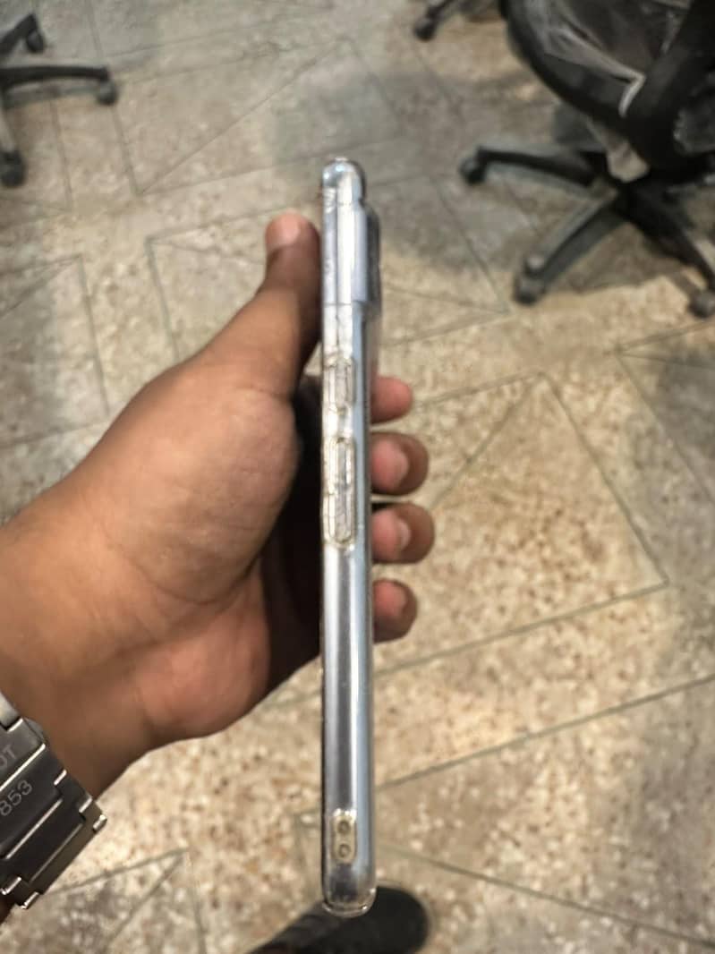 Google Pixel 8 Pro 3