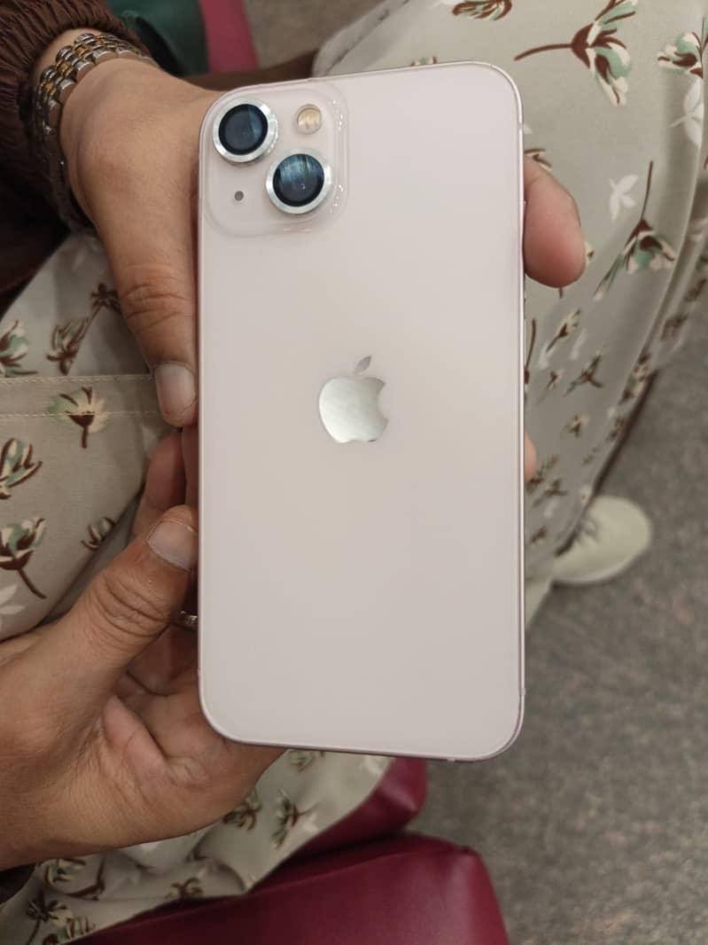 Apple iPhone 13 3
