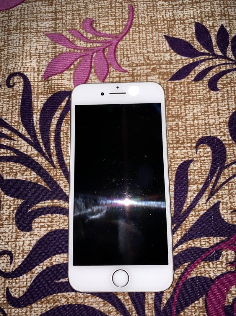 Apple iPhone 7 1