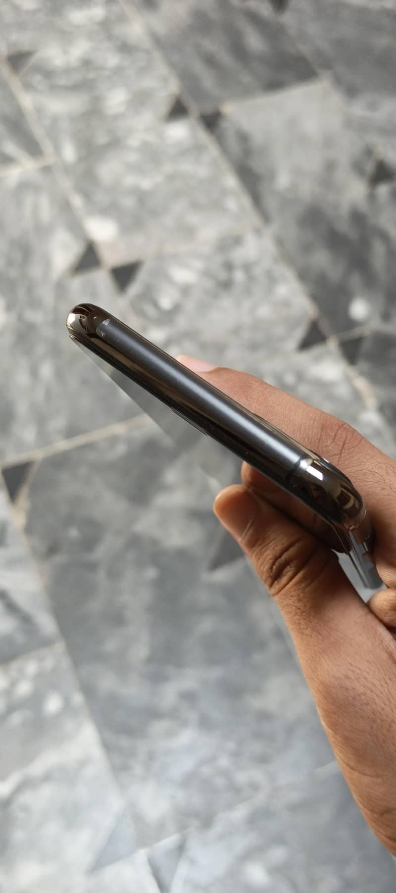 Iphone 11 pro max 2