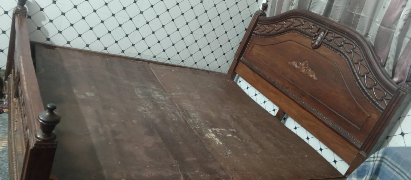 Double bed king size with 2side table 4