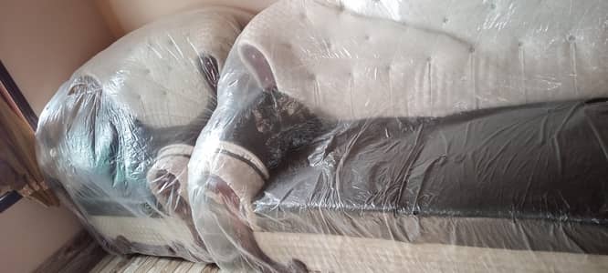 5seatersofa look like new