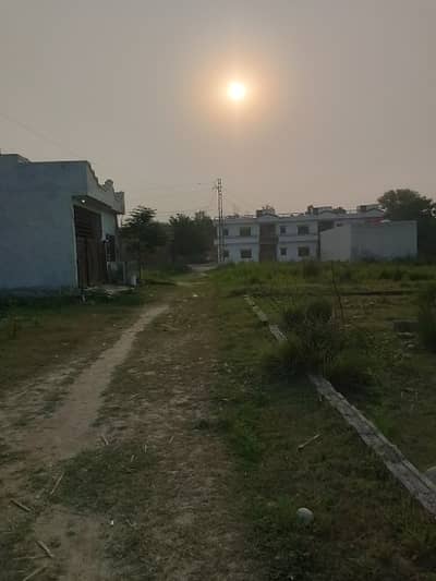 5 Marla beautiful plot in Habib Len