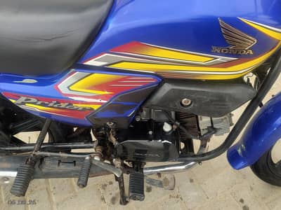 honda pridor blue colour