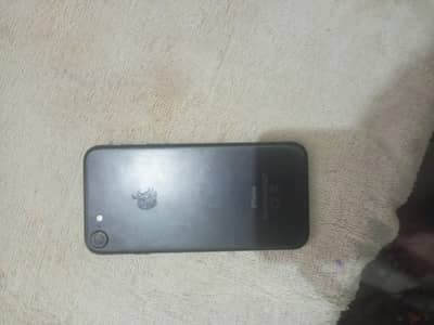 Apple iPhone 7