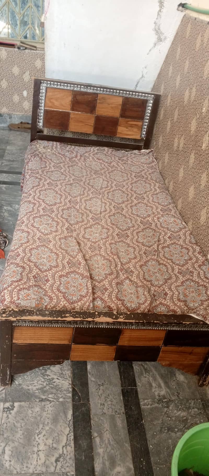 Single bed used 1