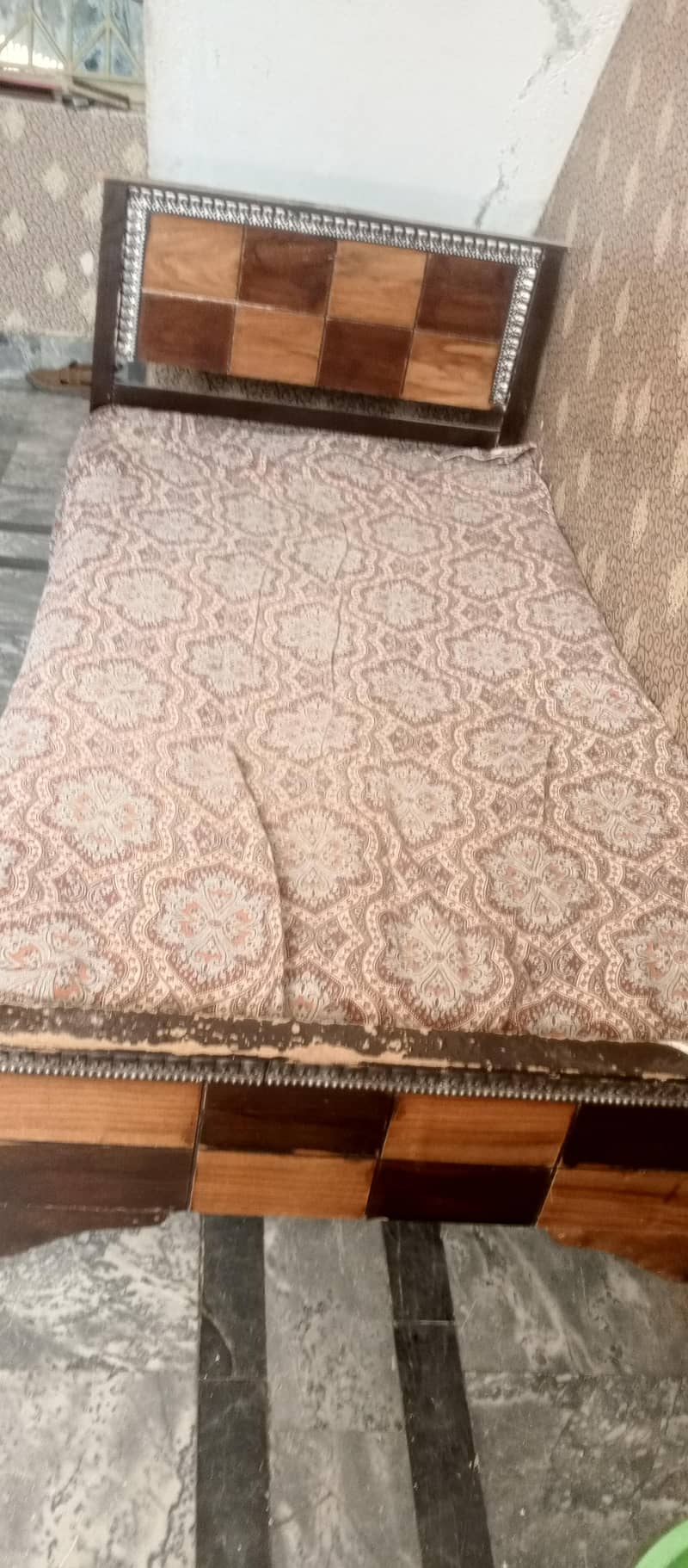 Single bed used 3