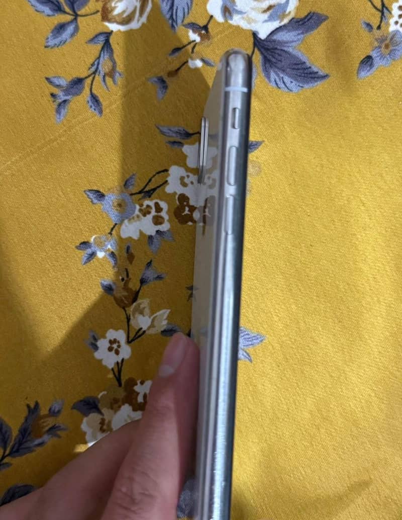 Apple iPhone X 2