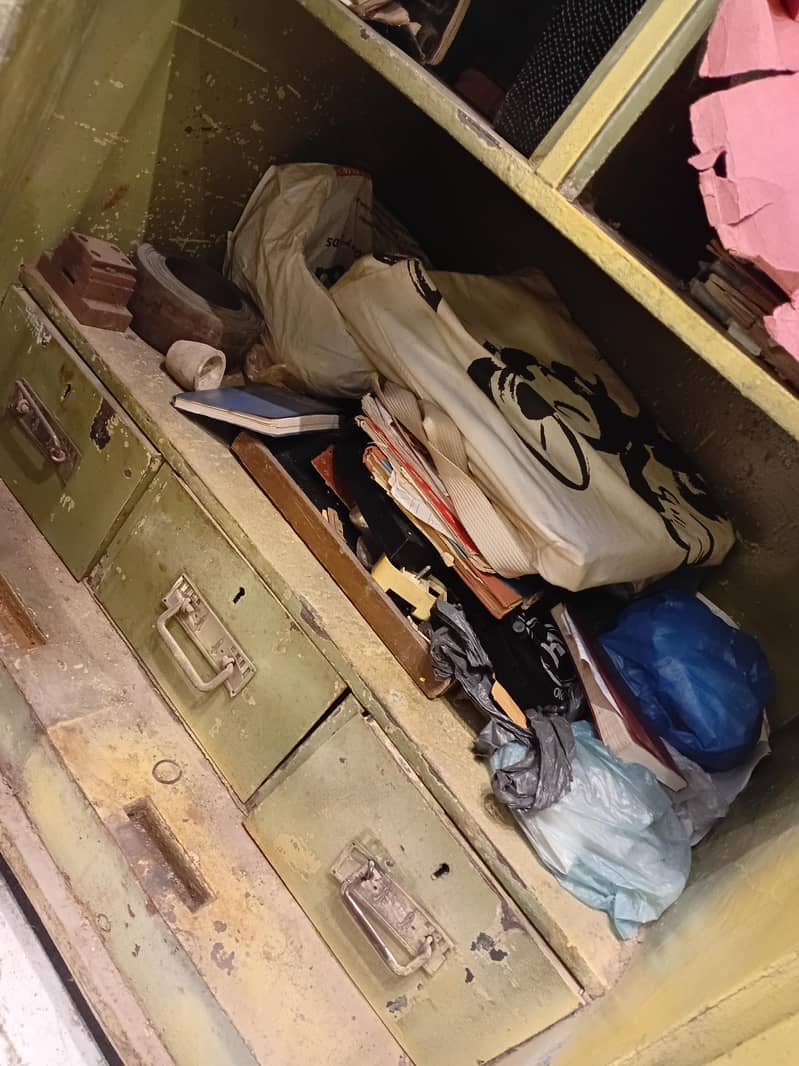 locker 3