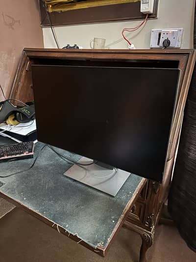 Dell UltraSharp U2424HE 24”