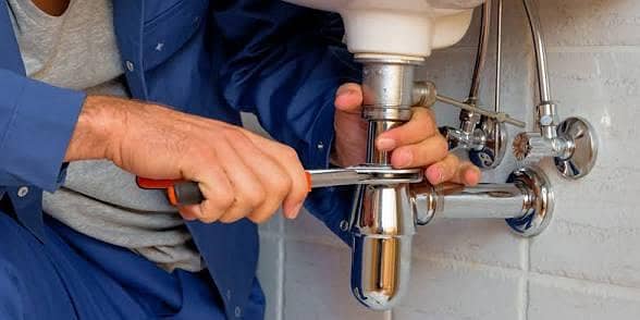 Plumber and Water Tank cleaning services