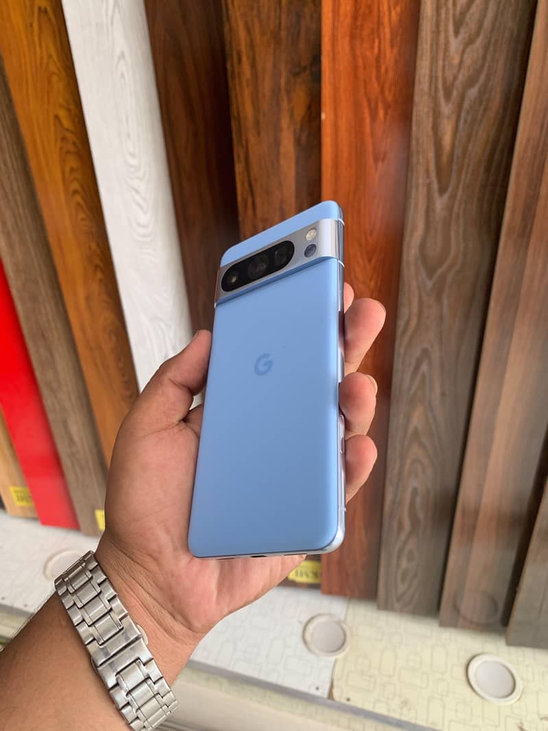 Google Pixel 8 Pro 1