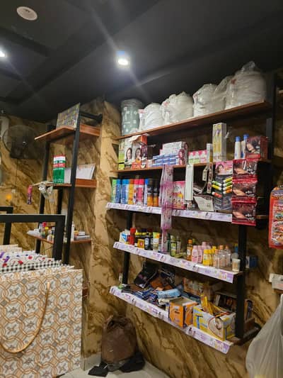 Premium Racks for Marts to sell at bahria town