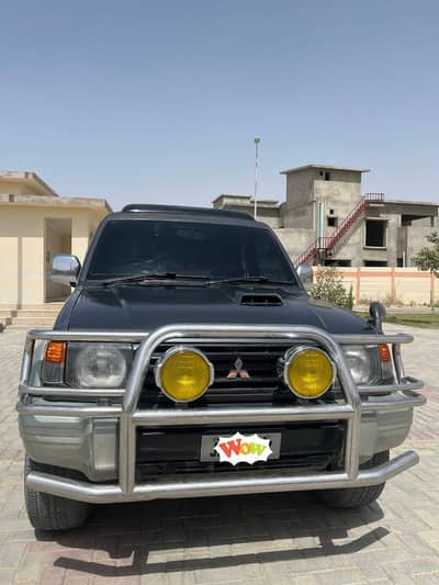 Mitsubishi Pajero 1991