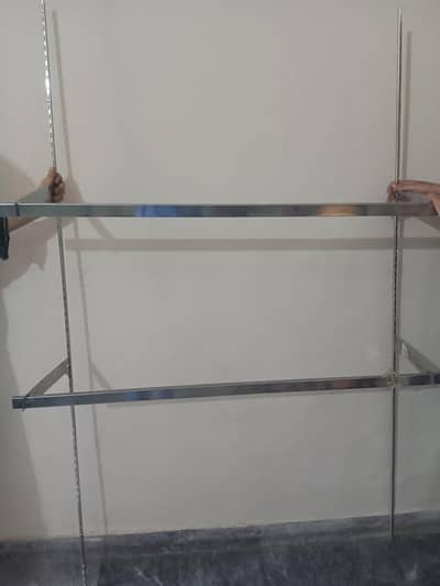 wall mounted adjustable garmet display rack