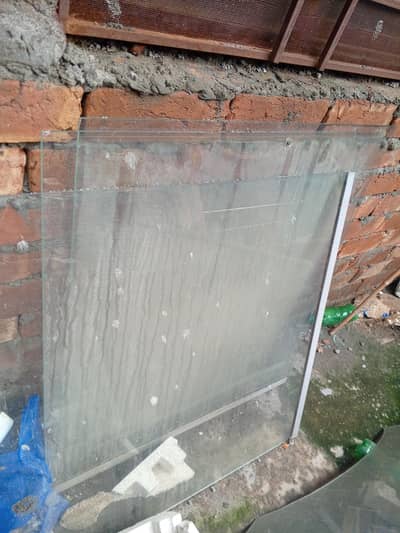 3 Glass Sheets for Sale – Same Size | Good Condition