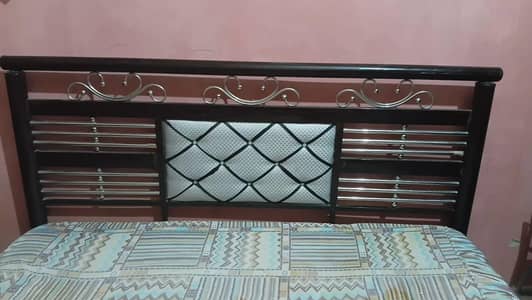 iron steel mix bed king